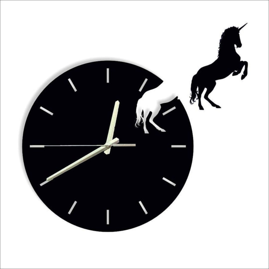 Pegasus 3D Wall Clock / Black / Golden / Silver / 30 x 30 CM